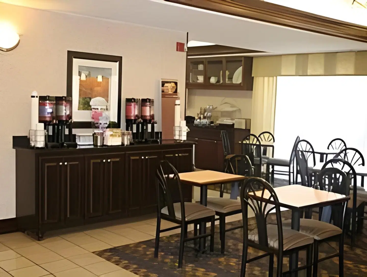 Hampton Inn & Suites Macon I-475 Bar