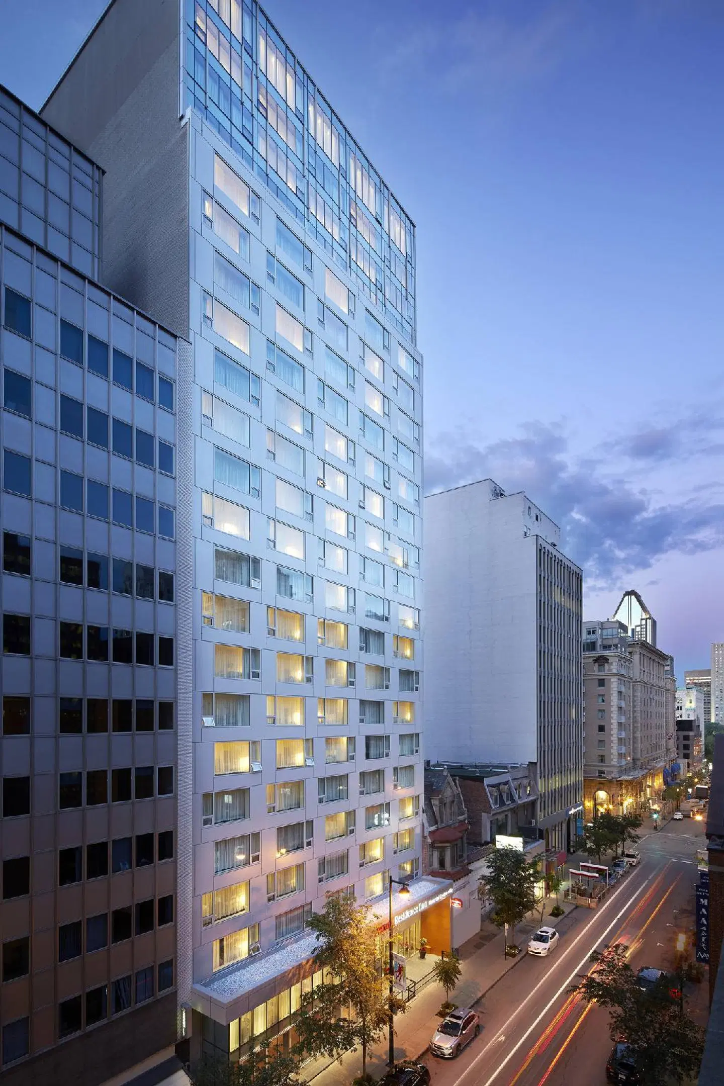 Residence Inn by Marriott Montreal Downtown EXTERIOR