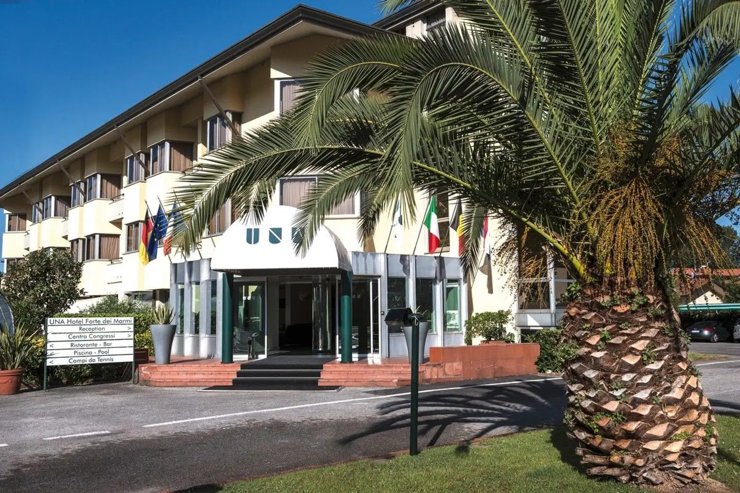 UNAHOTELS Forte dei Marmi EXTERIOR