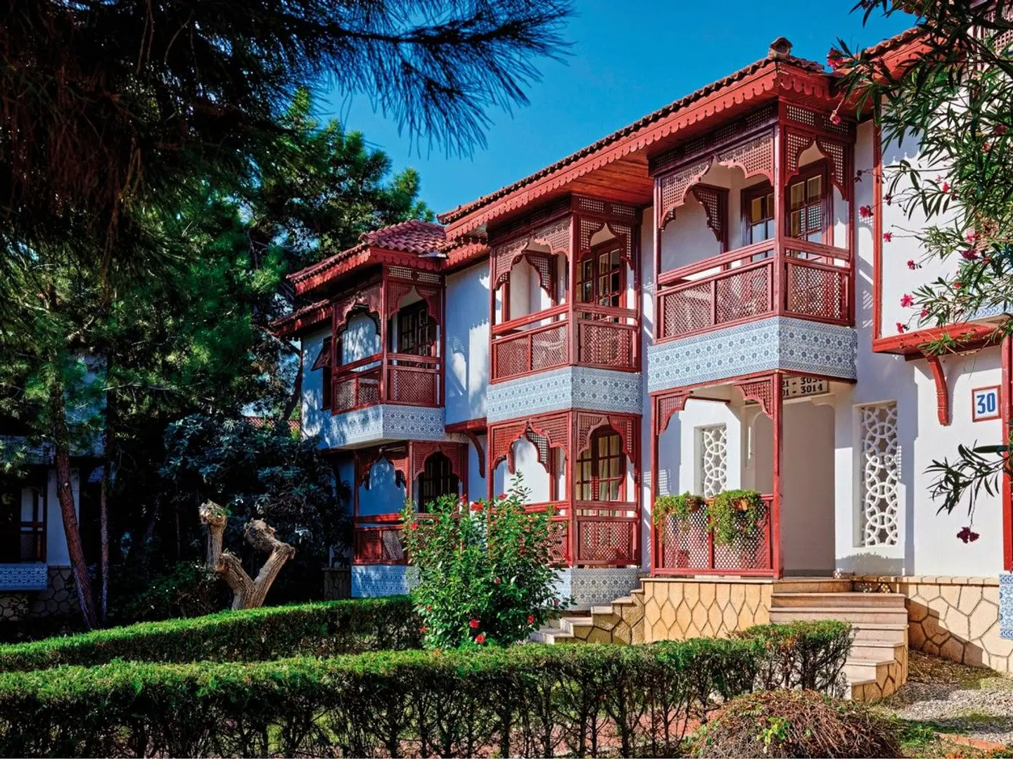 Ali Bey Park EXTERIOR