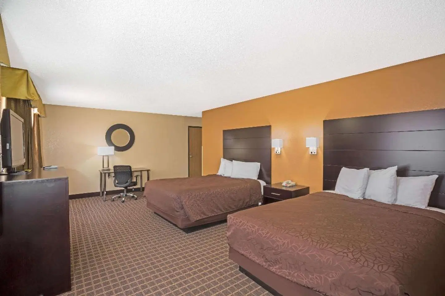 Howard Johnson Williams ROOM_EXAMPLE