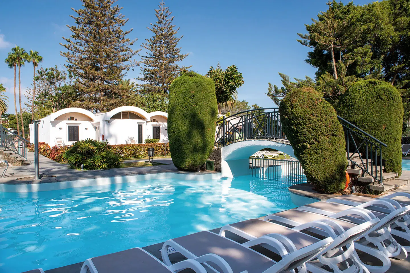 Cordial Biarritz OUTDOOR_POOL
