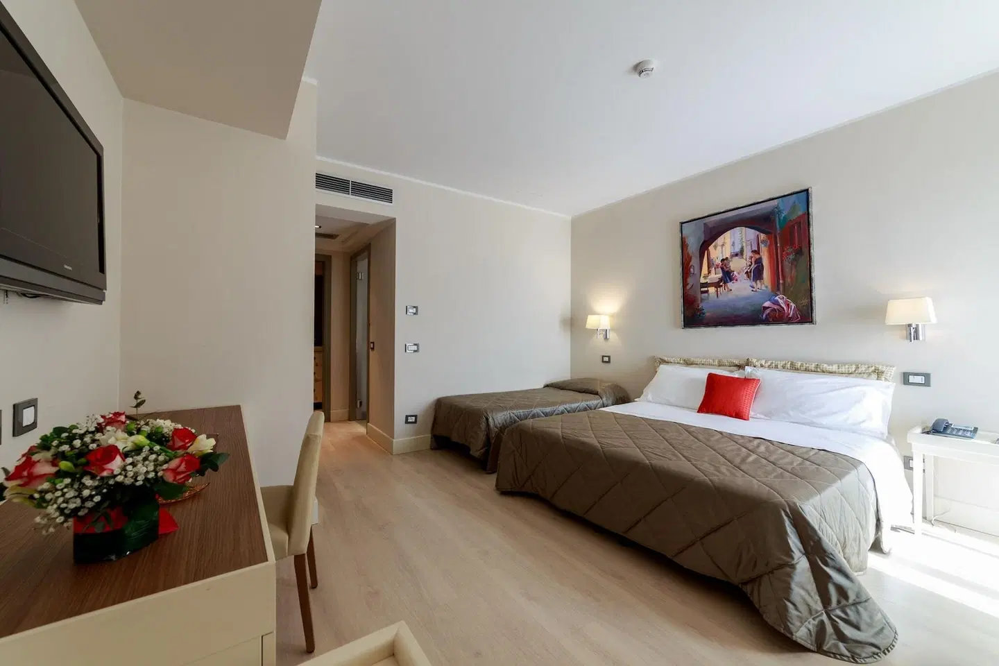 Hotel Mirasole International ROOM_EXAMPLE