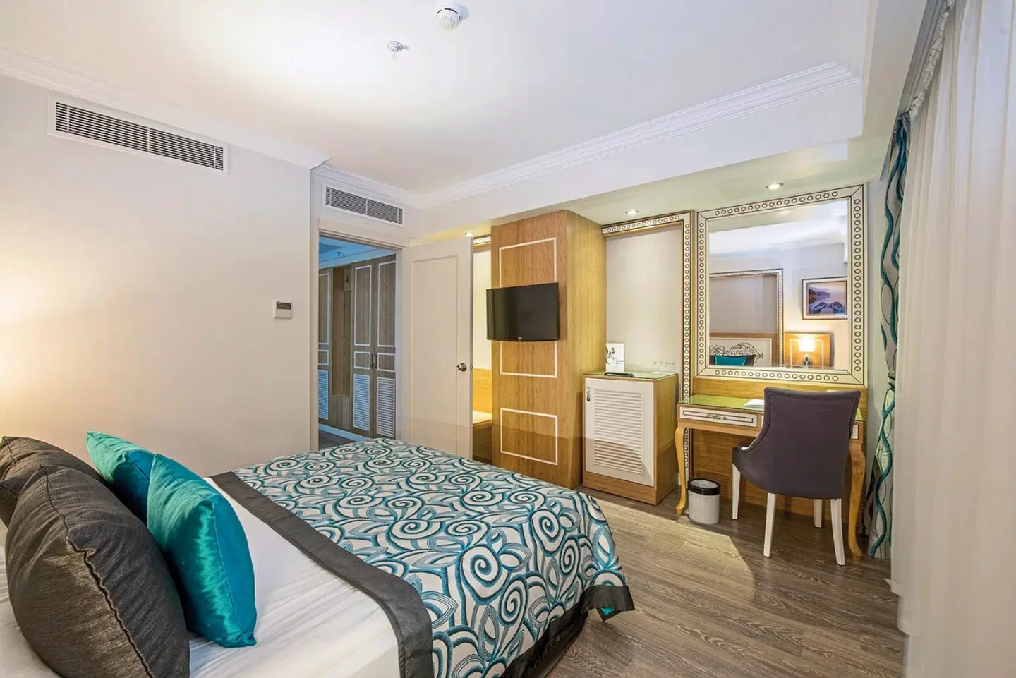 Crystal Waterworld Aqua Collection ROOM_EXAMPLE