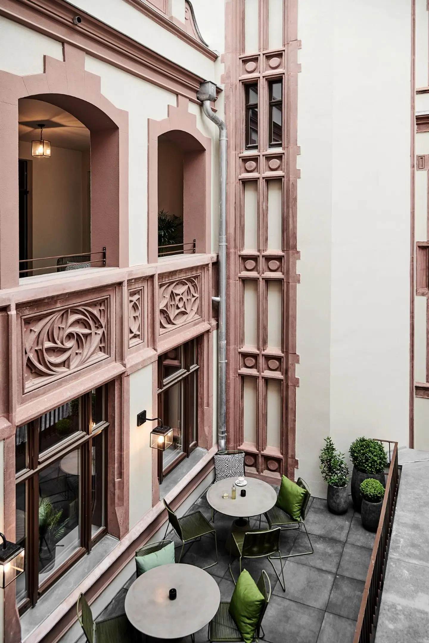GRONERS LEIPZIG EXTERIOR