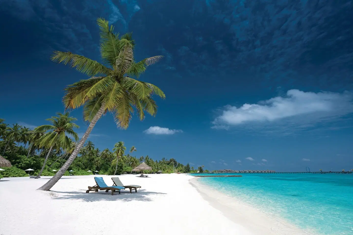Atmosphere Kanifushi Maldives Strand