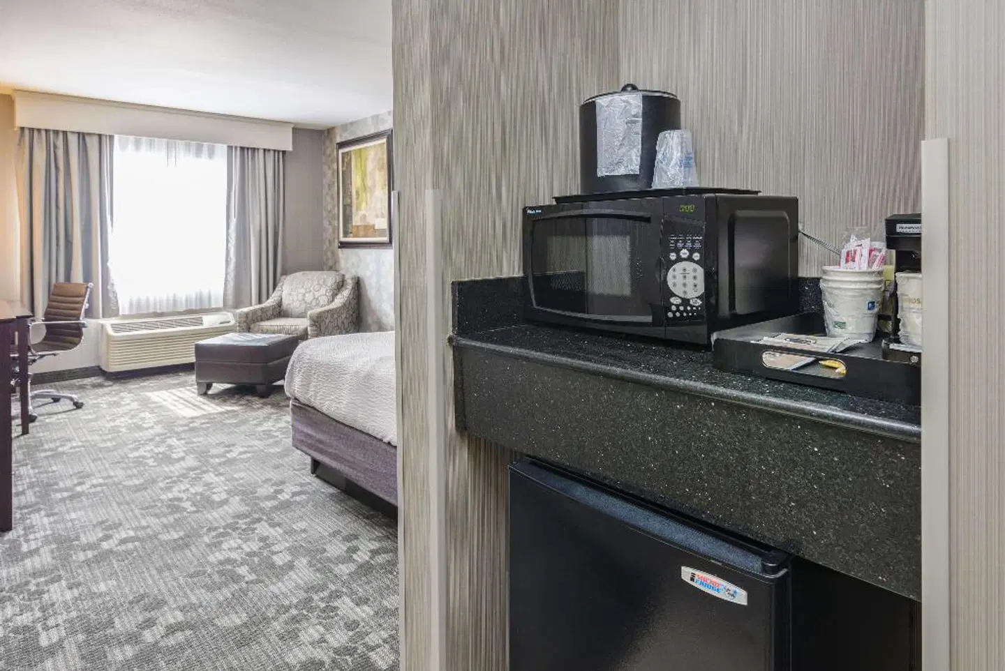 Best Western Concord Inn & Suites ROOM_EXAMPLE