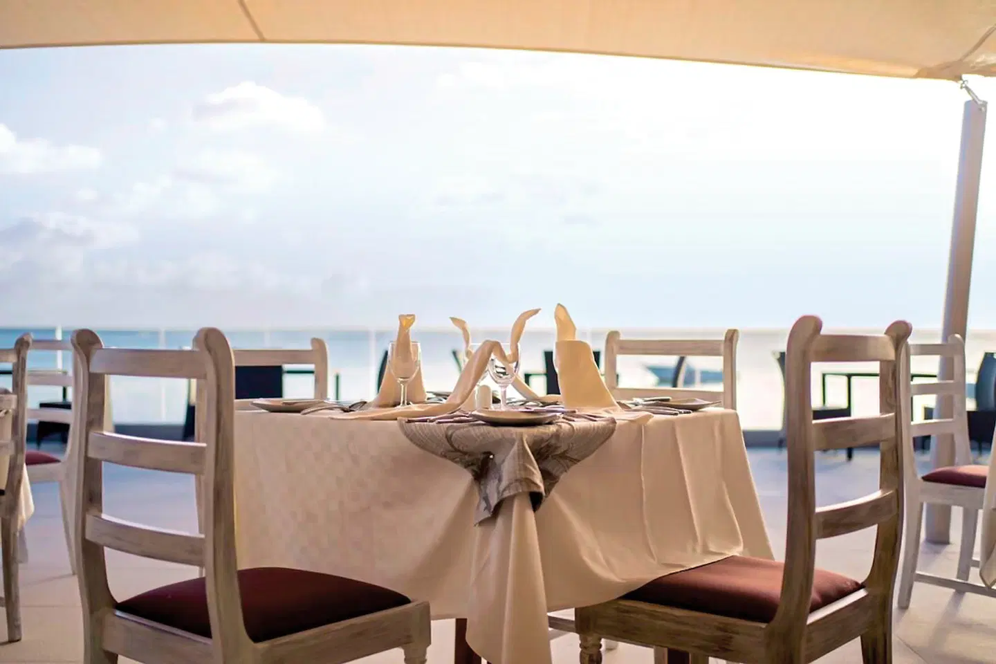 Gold Beach Resort & Spa Terrasse