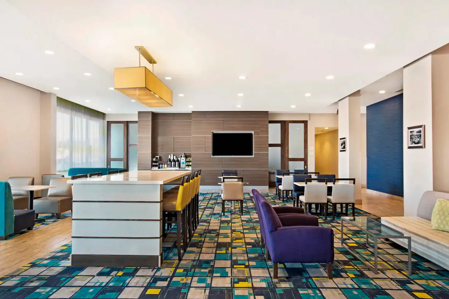 La Quinta Inn & Suites by Wyndham Page at Lake Powell Bar