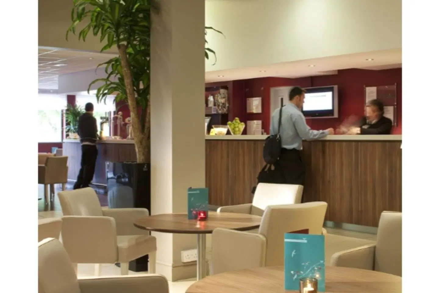 Campanile Swindon LOUNGE_LOBBY