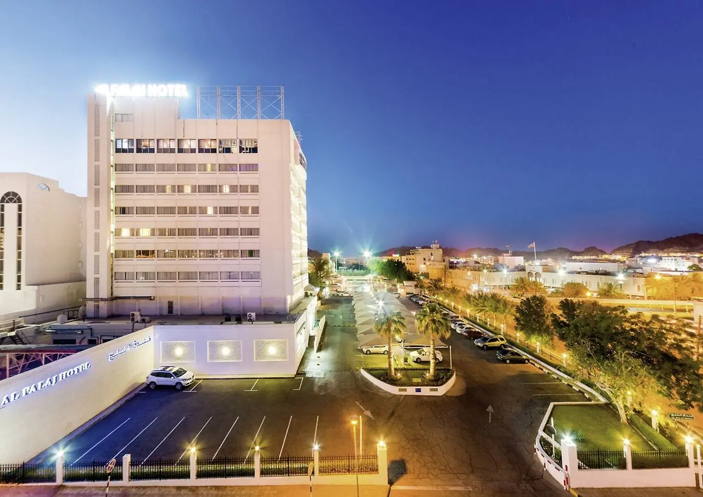 Al Falaj Hotel EXTERIOR