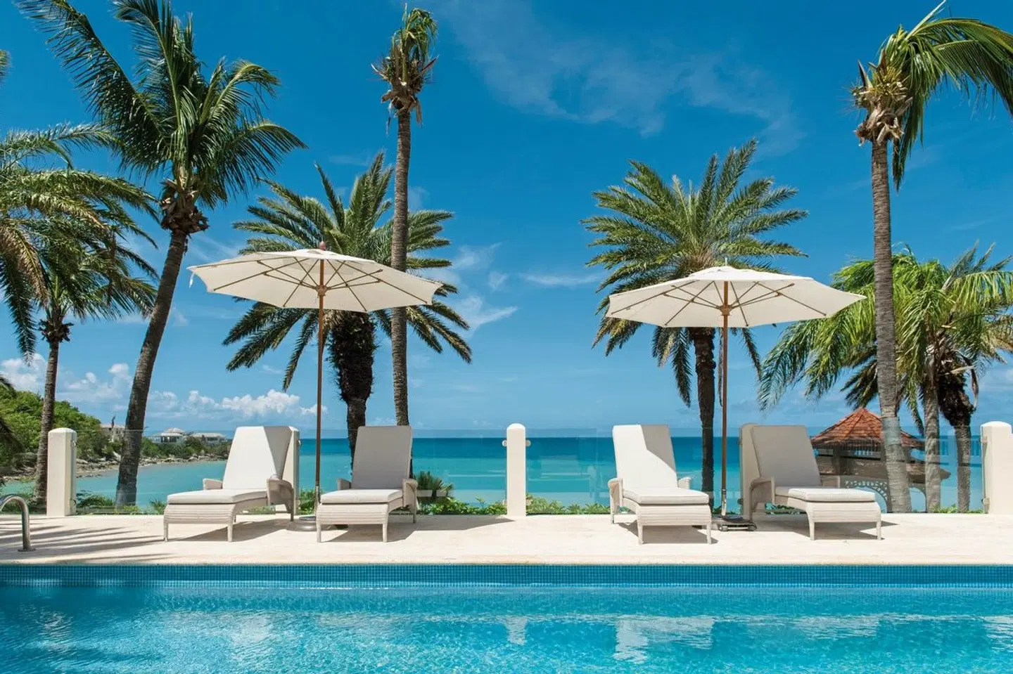 Blue Waters OUTDOOR_POOL