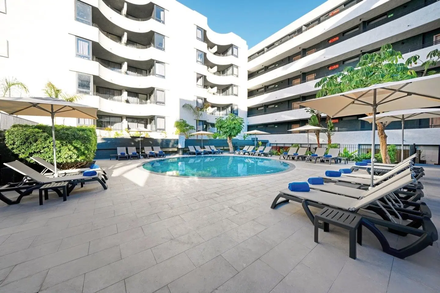 HOVIMA Suites Costa Adeje OUTDOOR_POOL
