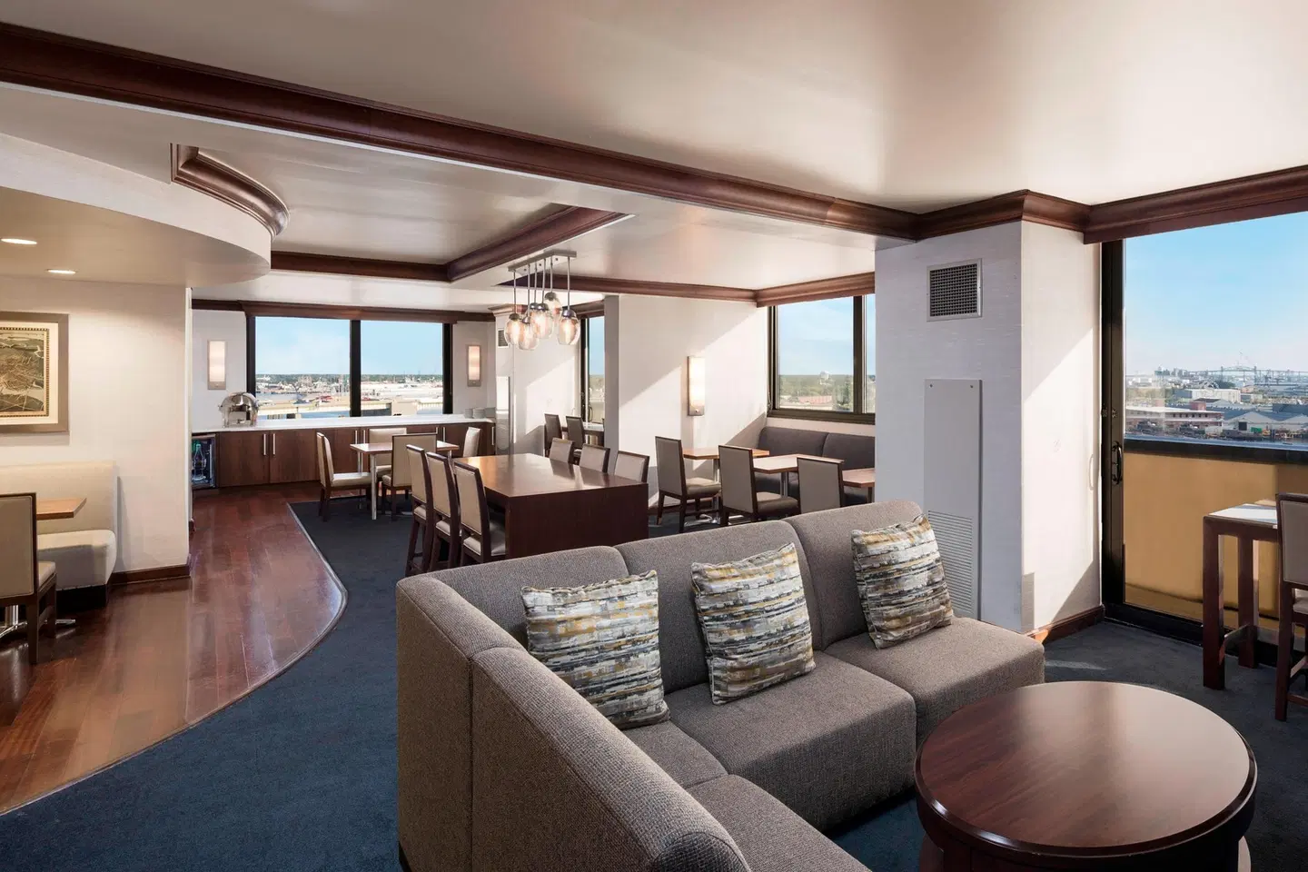 Sheraton Norfolk Waterside Hotel LOUNGE_LOBBY