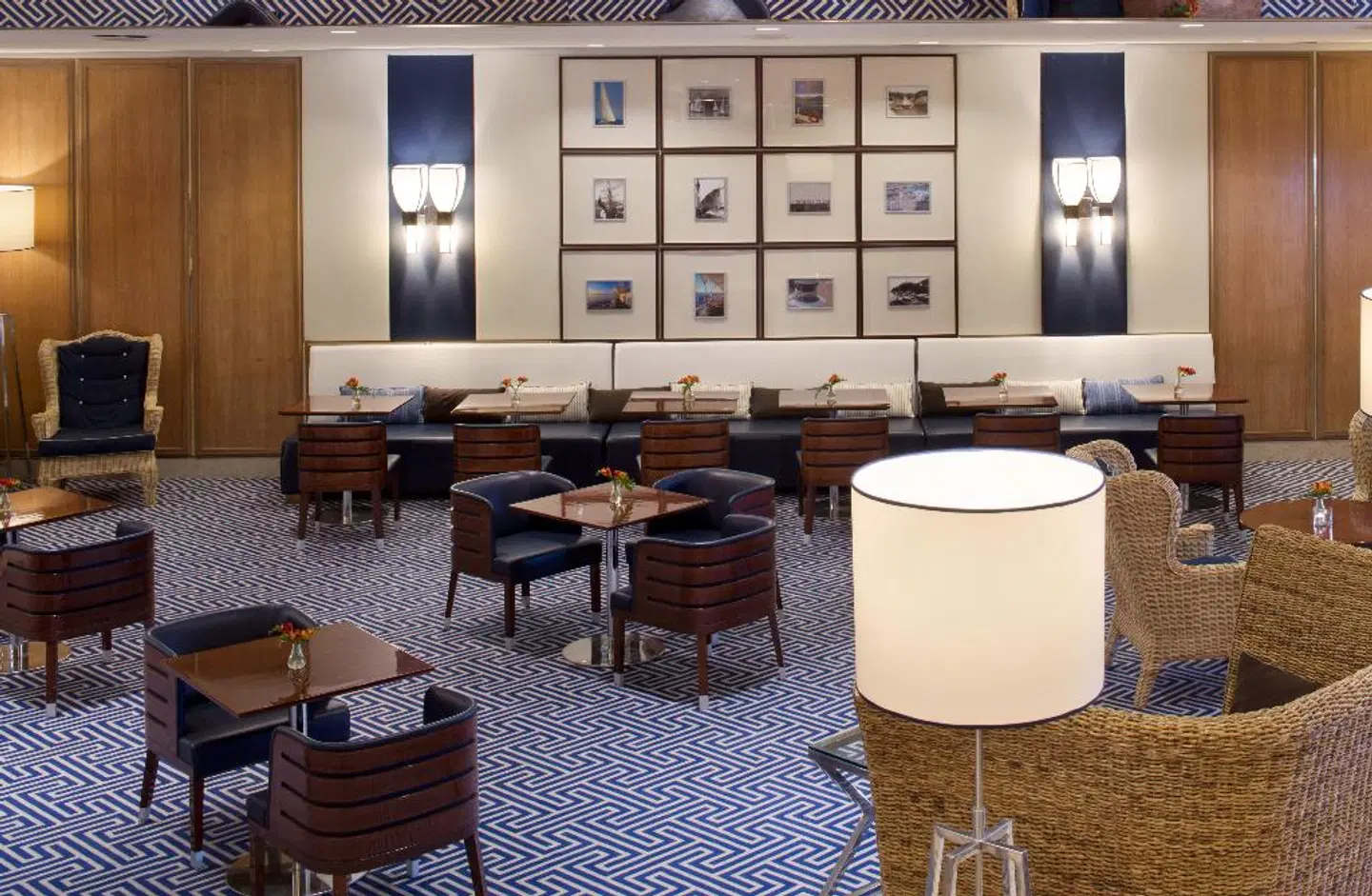Starhotels President Bar