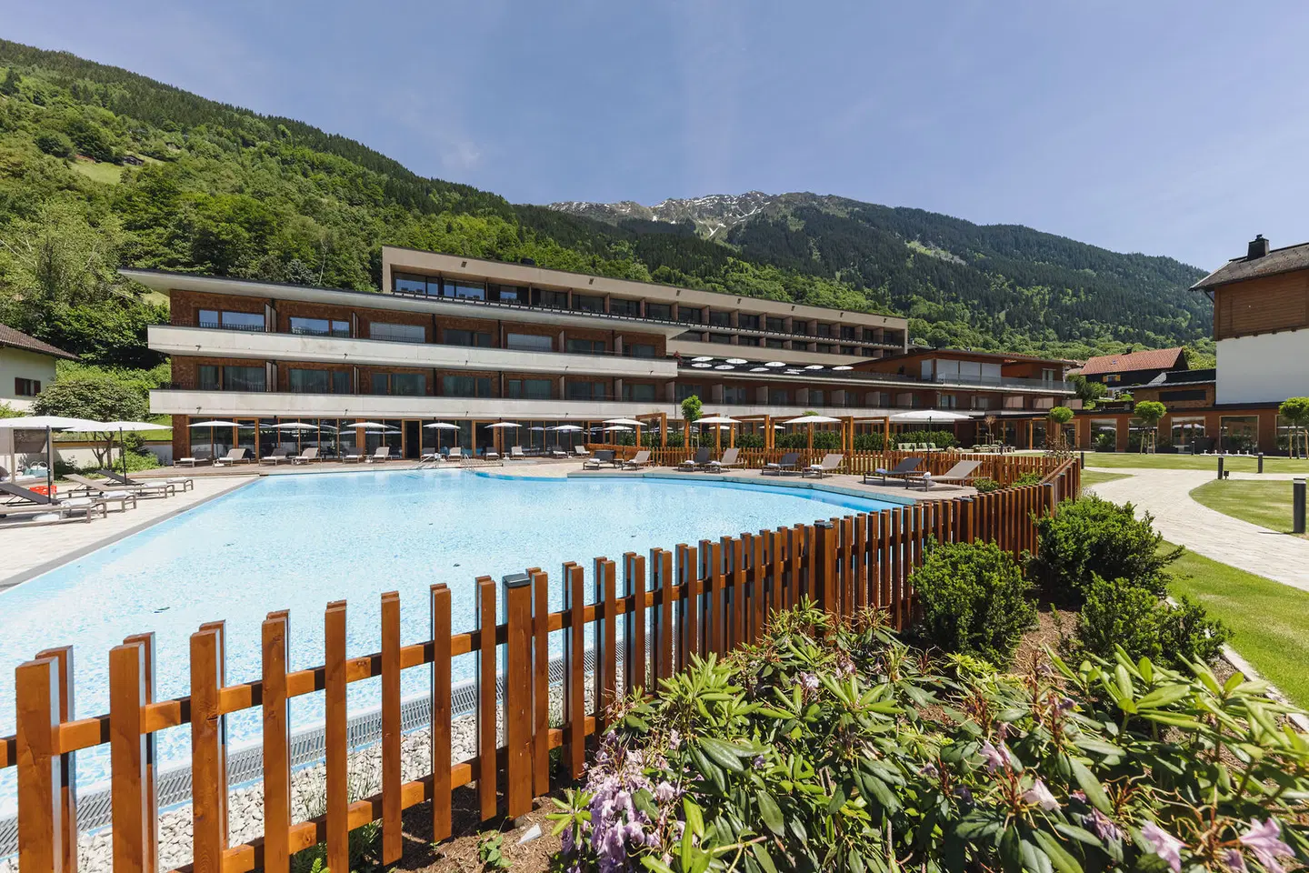 Alpenhotel Montafon OUTDOOR_POOL
