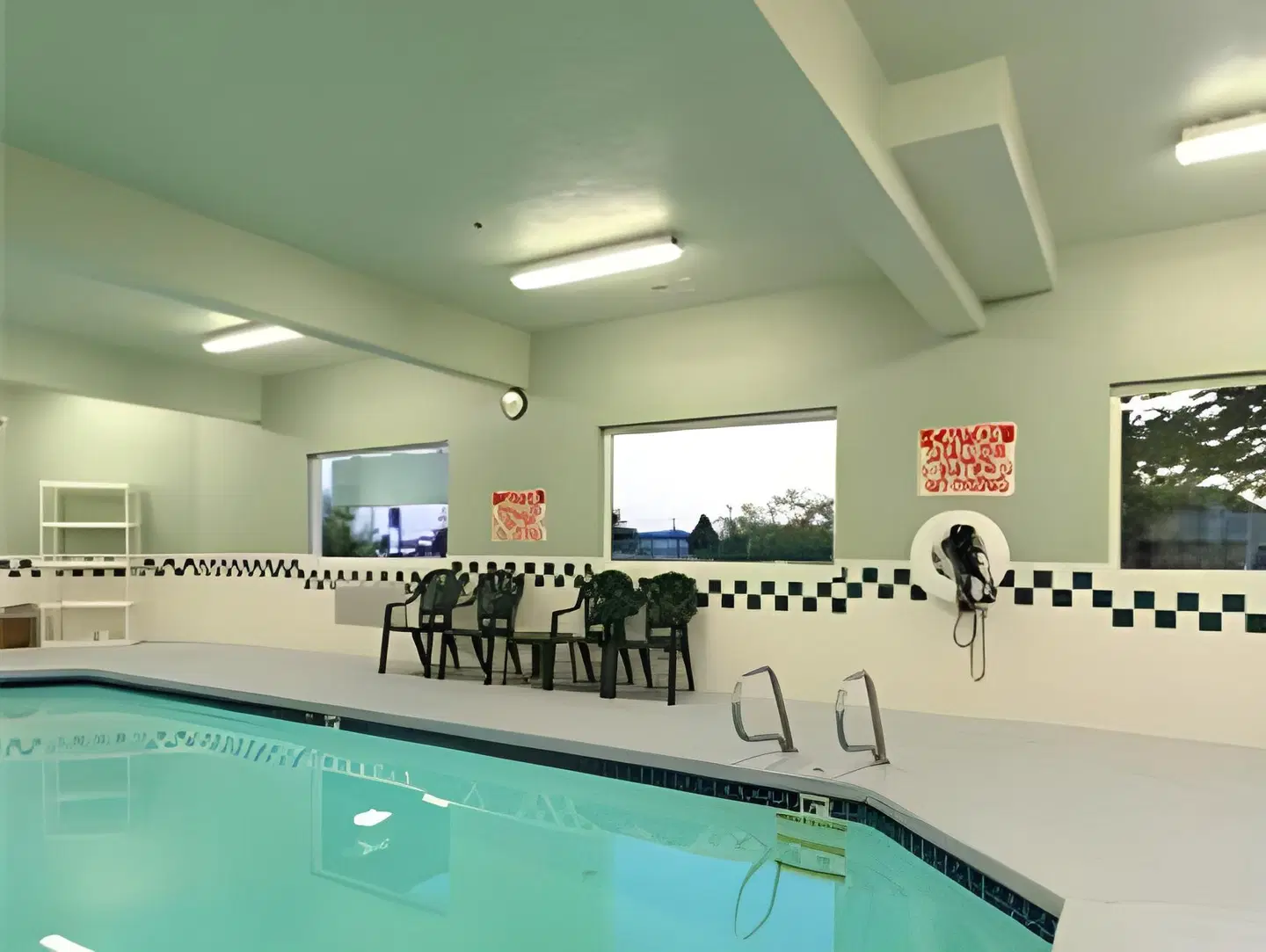 Best Western Brigham City Inn & Suites Hallenbad