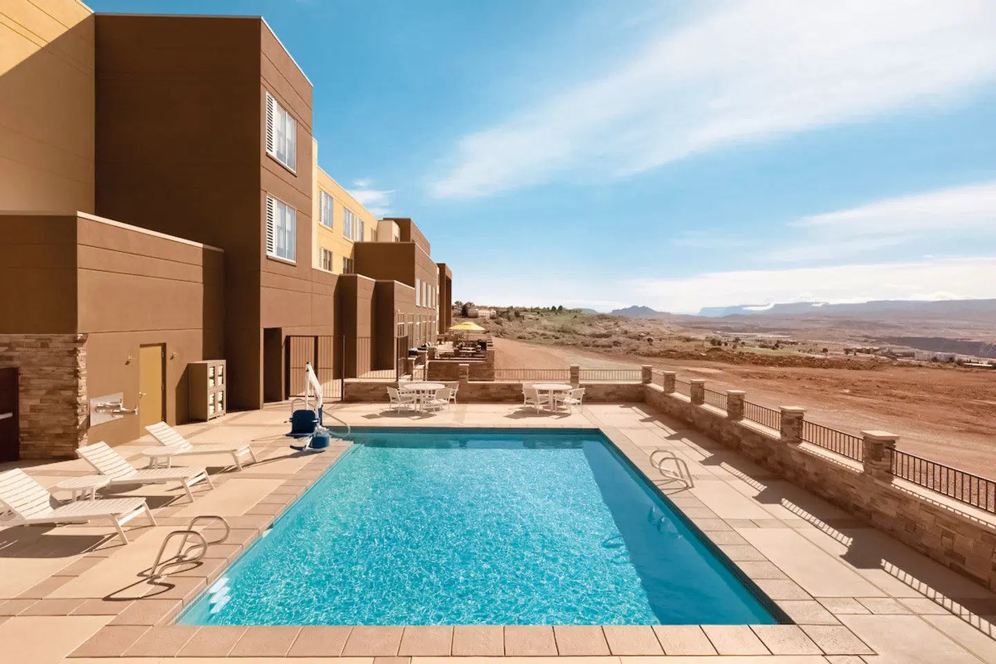 Hyatt Place Page Lake Powell OUTDOOR_POOL