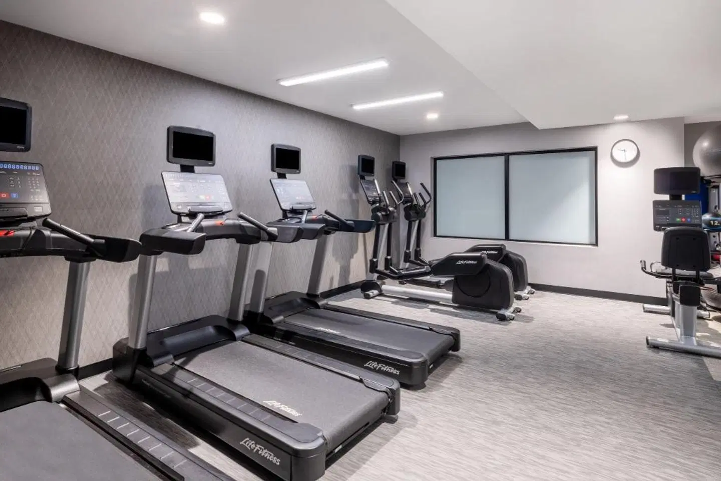Courtyard by Marriott Salt Lake City Airport SPORTS_AND_LEISURE
