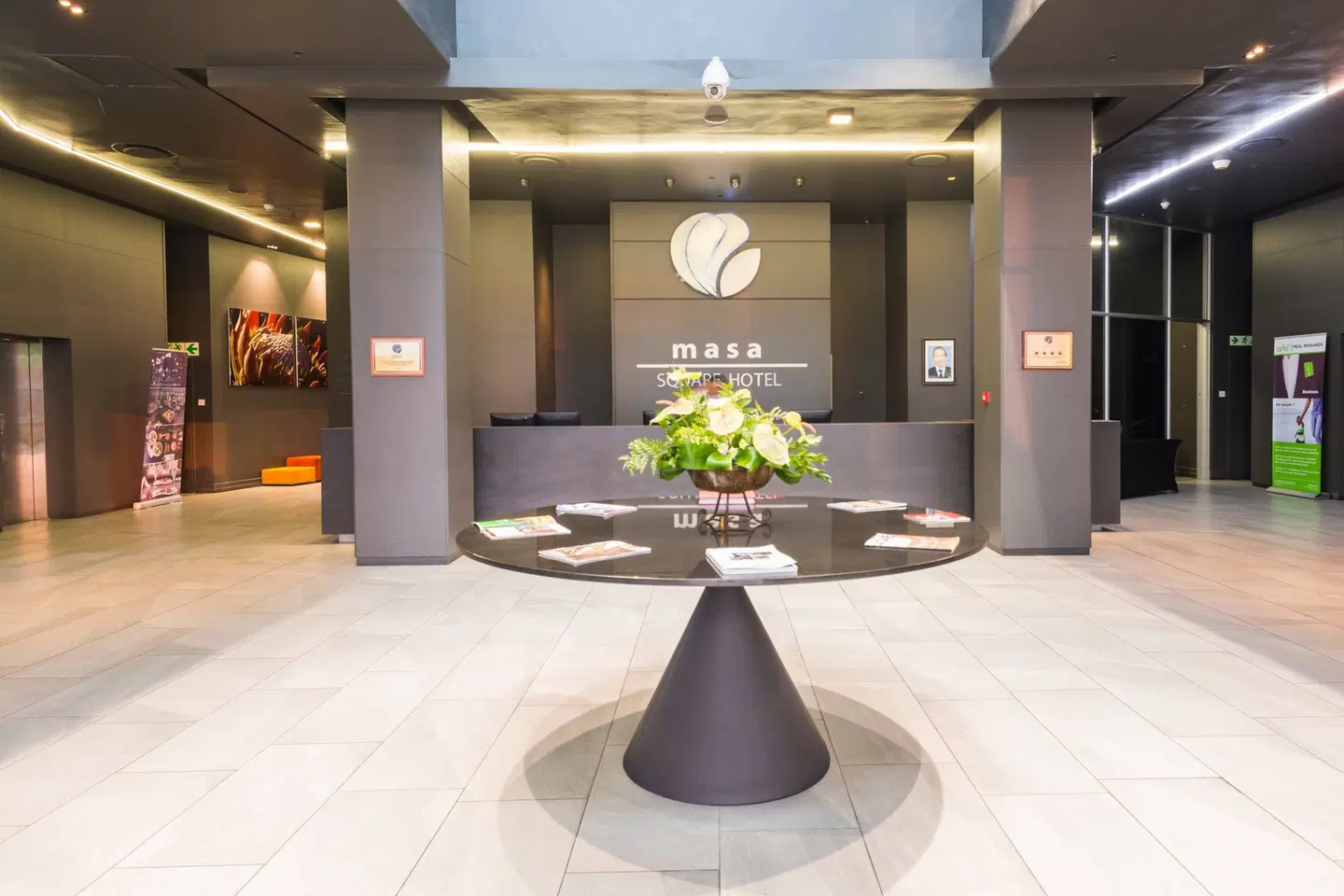 Protea Hotel by Marriott Gaborone Masa Square EXTERIOR