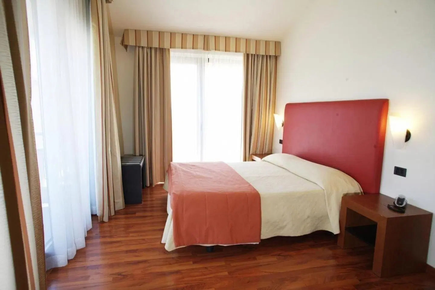 Cristallo ROOM_EXAMPLE