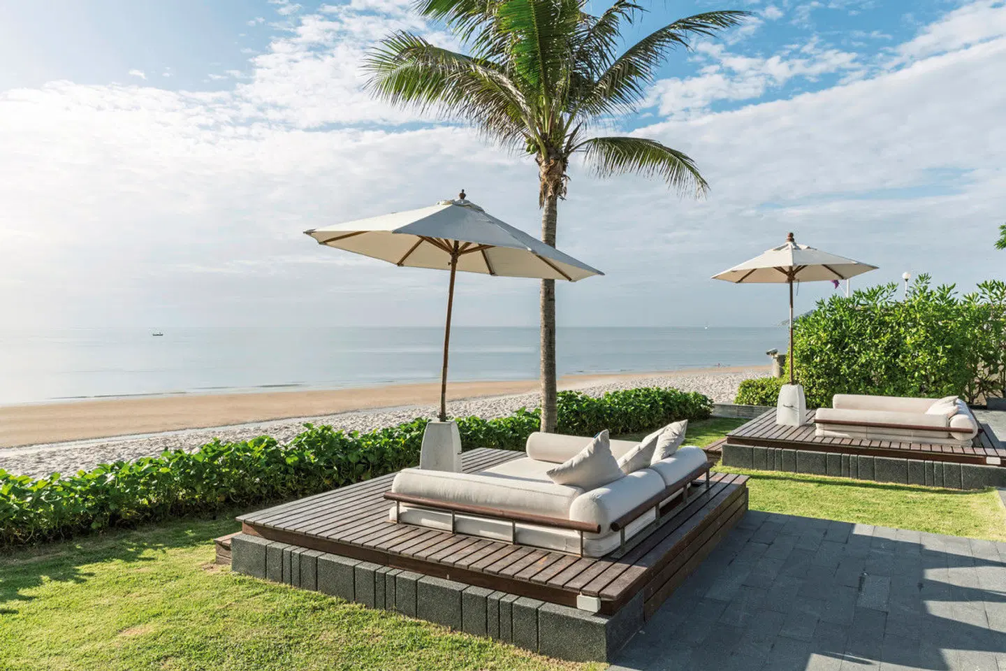 Cape Nidhra Hotel Garten