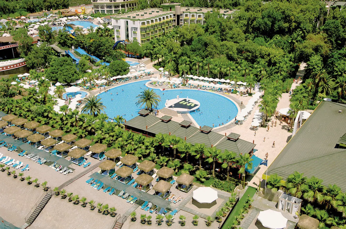 Botanik Hotel & Resort OUTDOOR_POOL