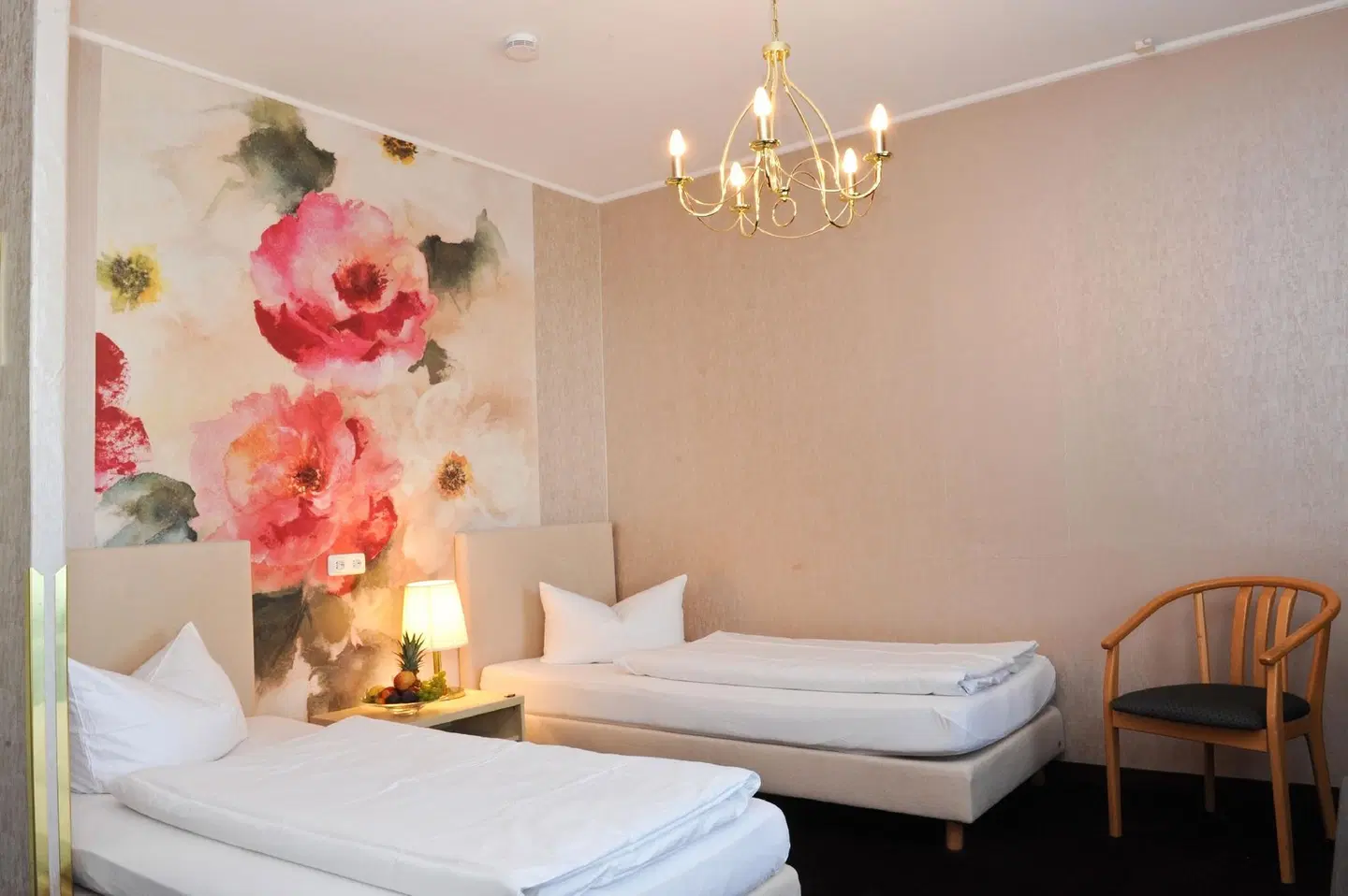 Purucker ROOM_EXAMPLE