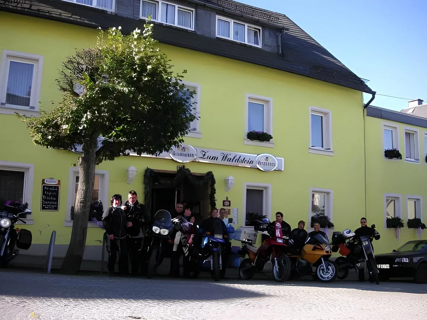 Zum Waldstein EXTERIOR