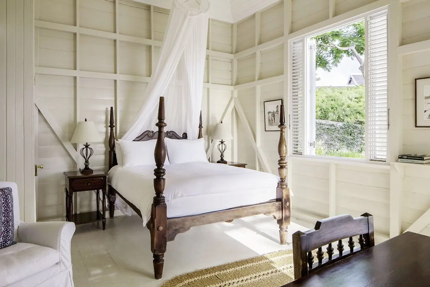 Strawberry Hill ROOM_EXAMPLE