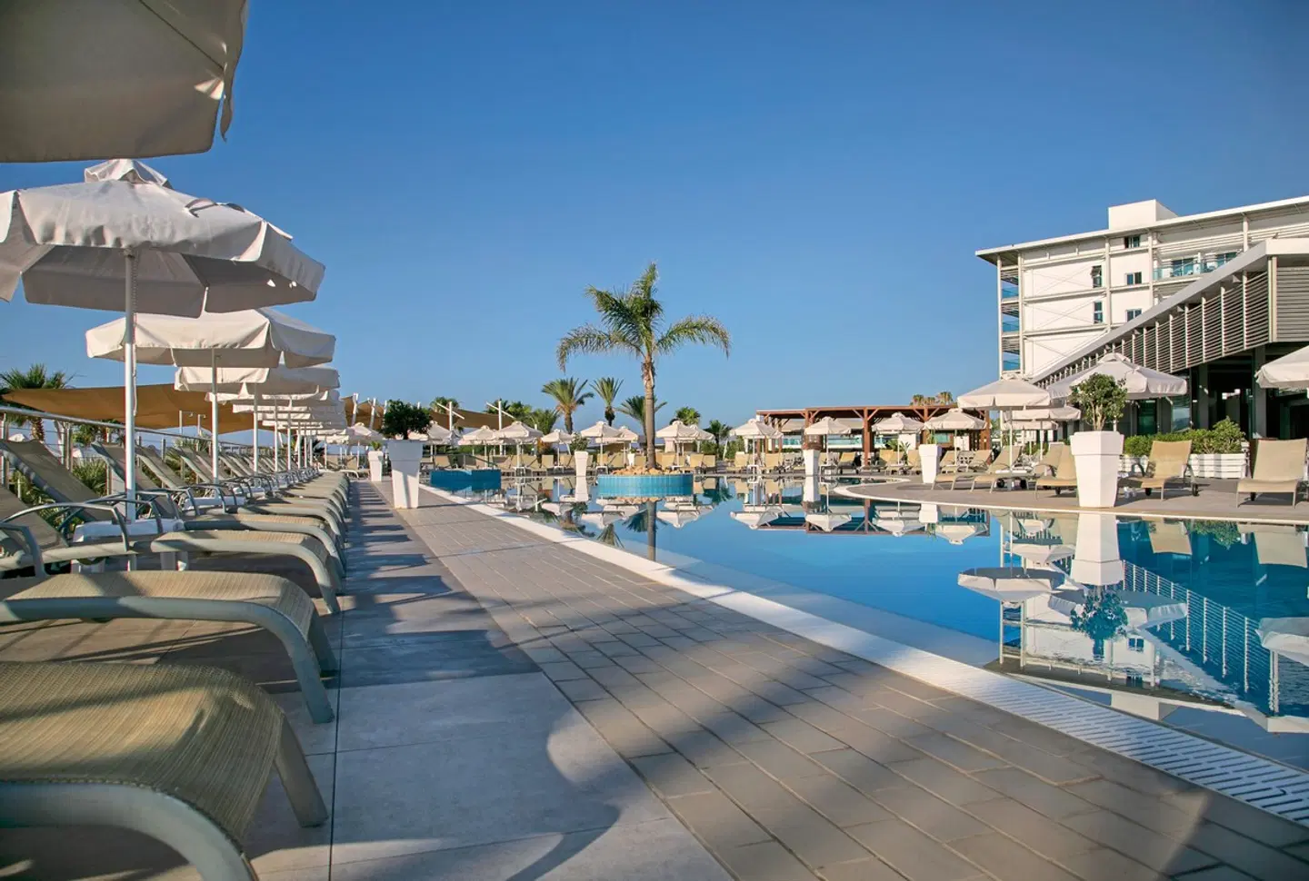 Asterias Beach OUTDOOR_POOL