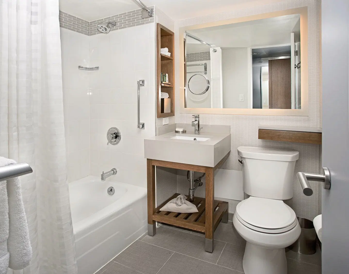 New York Hilton Midtown Badezimmer