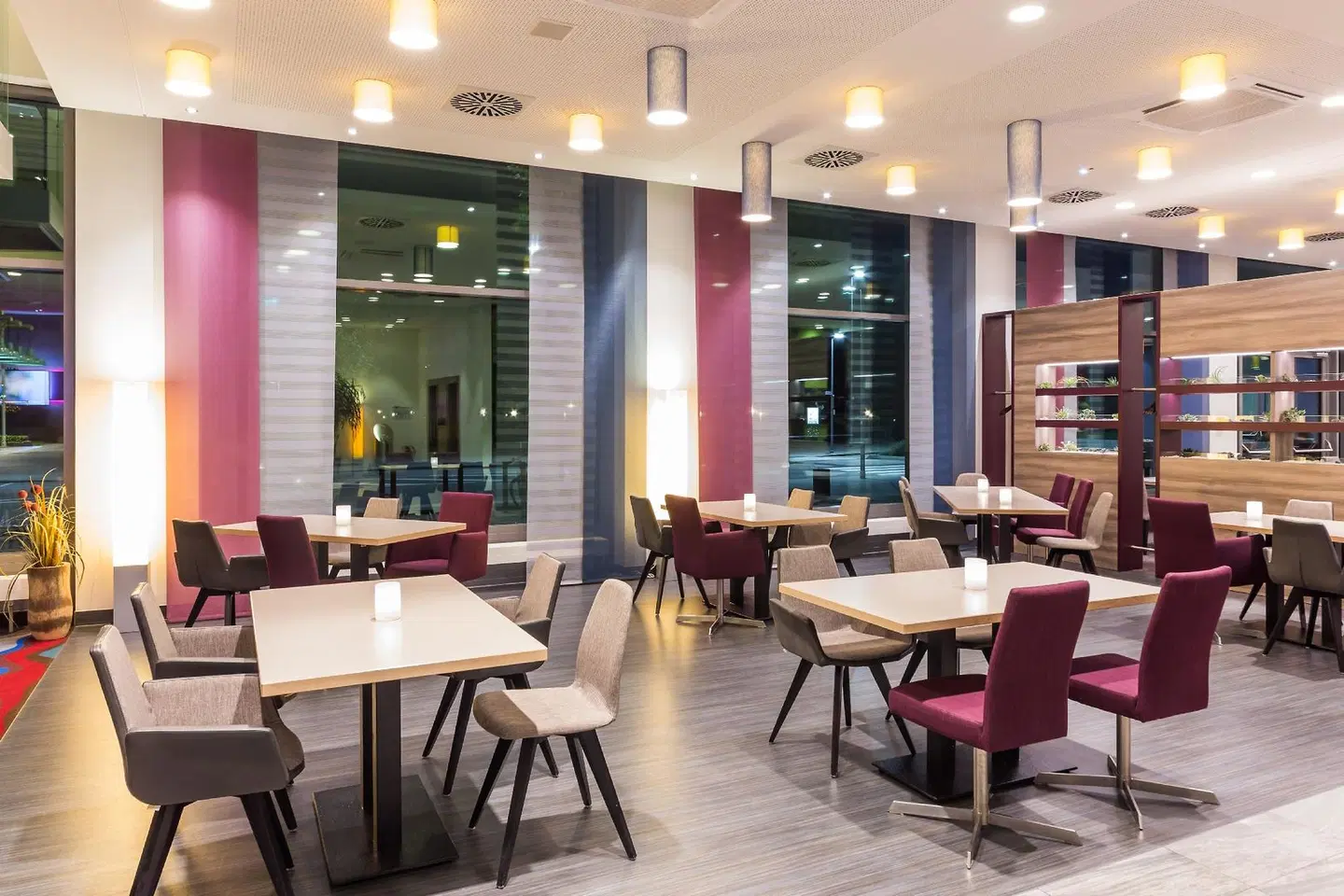 Park Inn by Radisson Neumarkt Restaurant