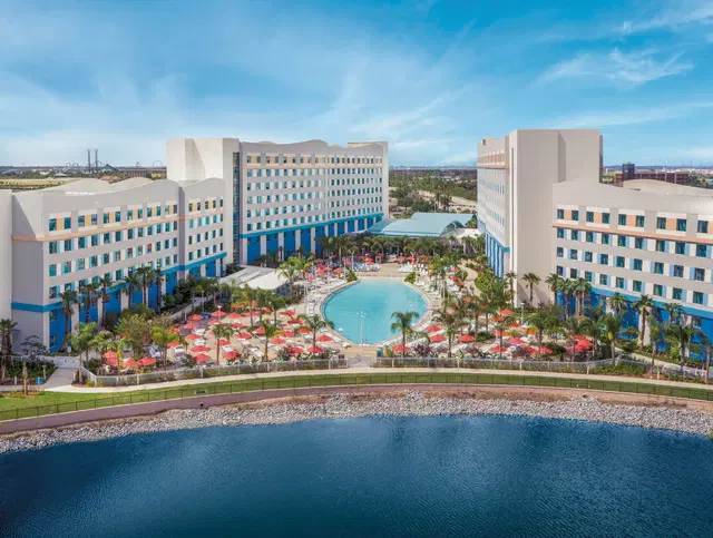 Universal Endless Summer Resort - Surfside Inn and Suites EXTERIOR