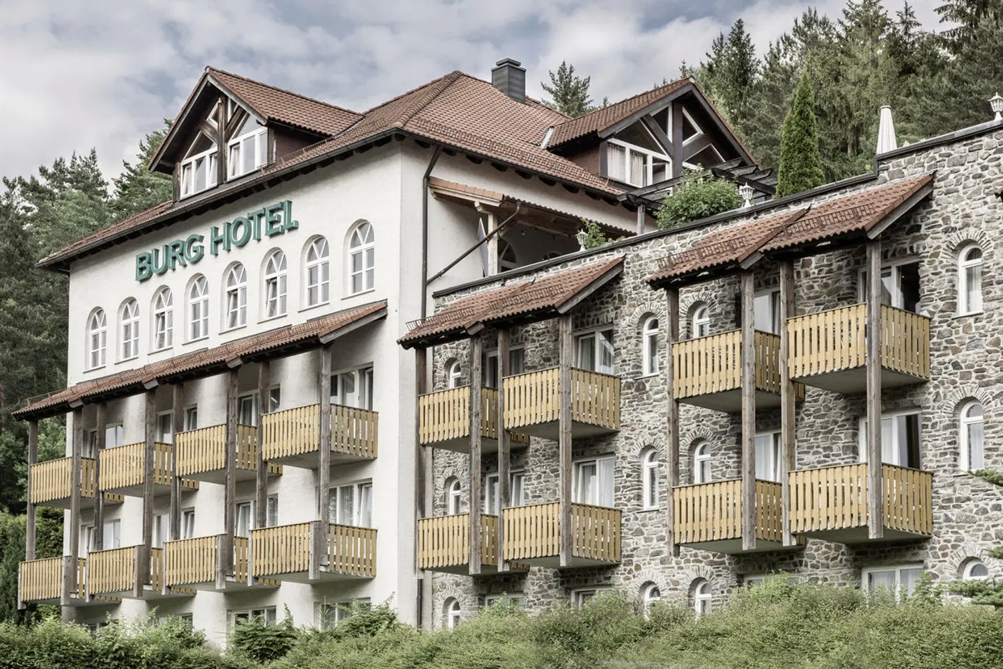 Donna Burghotel am Hohen Bogen EXTERIOR