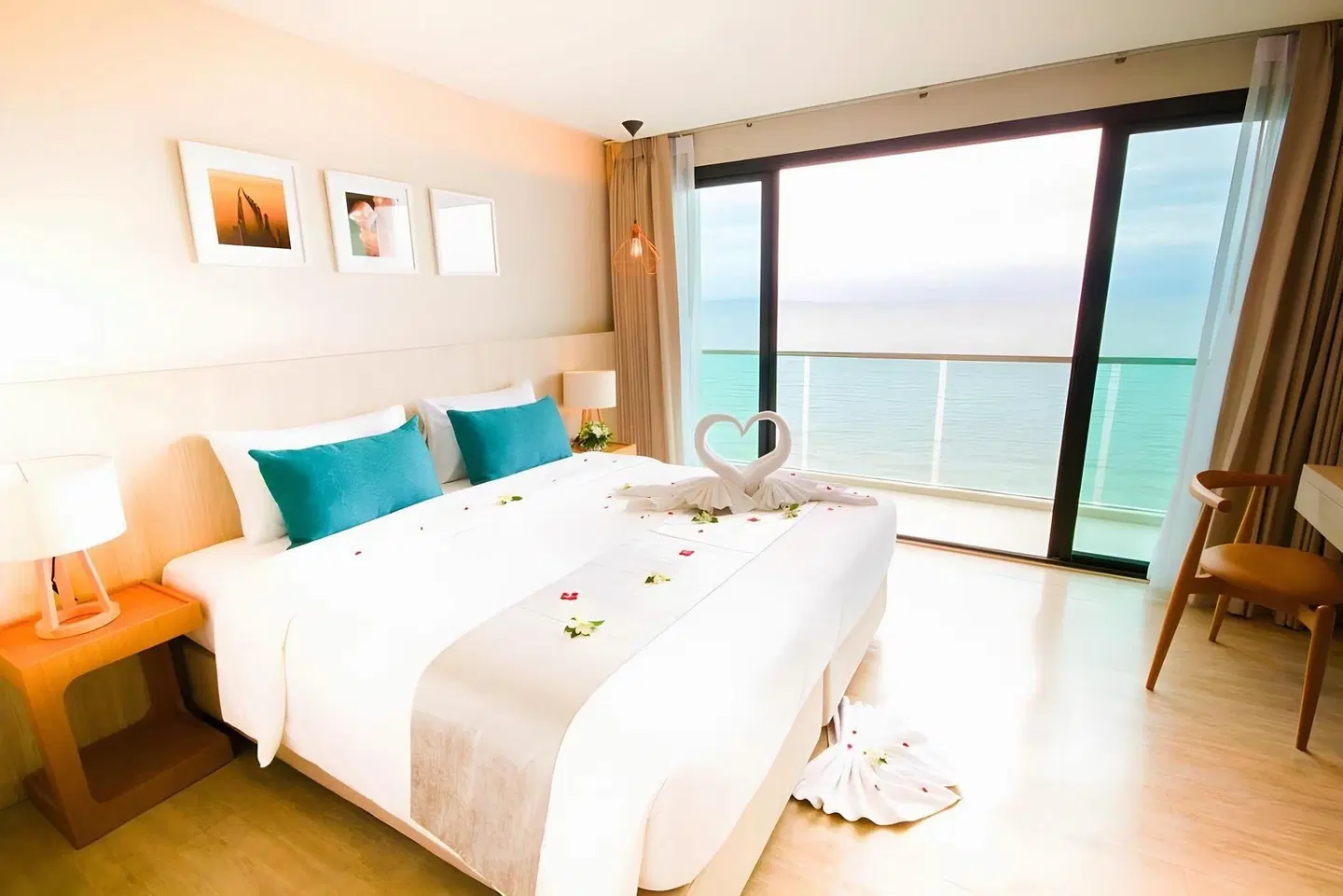 Zand Morada Pattaya ROOM_EXAMPLE