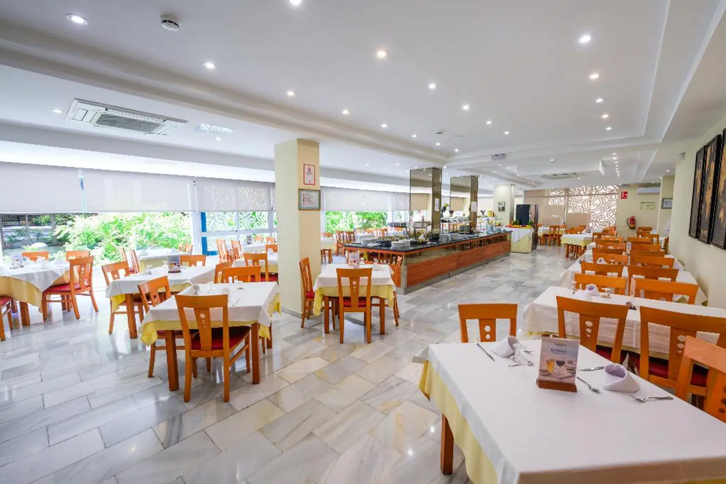 Monarque El Rodeo Restaurant