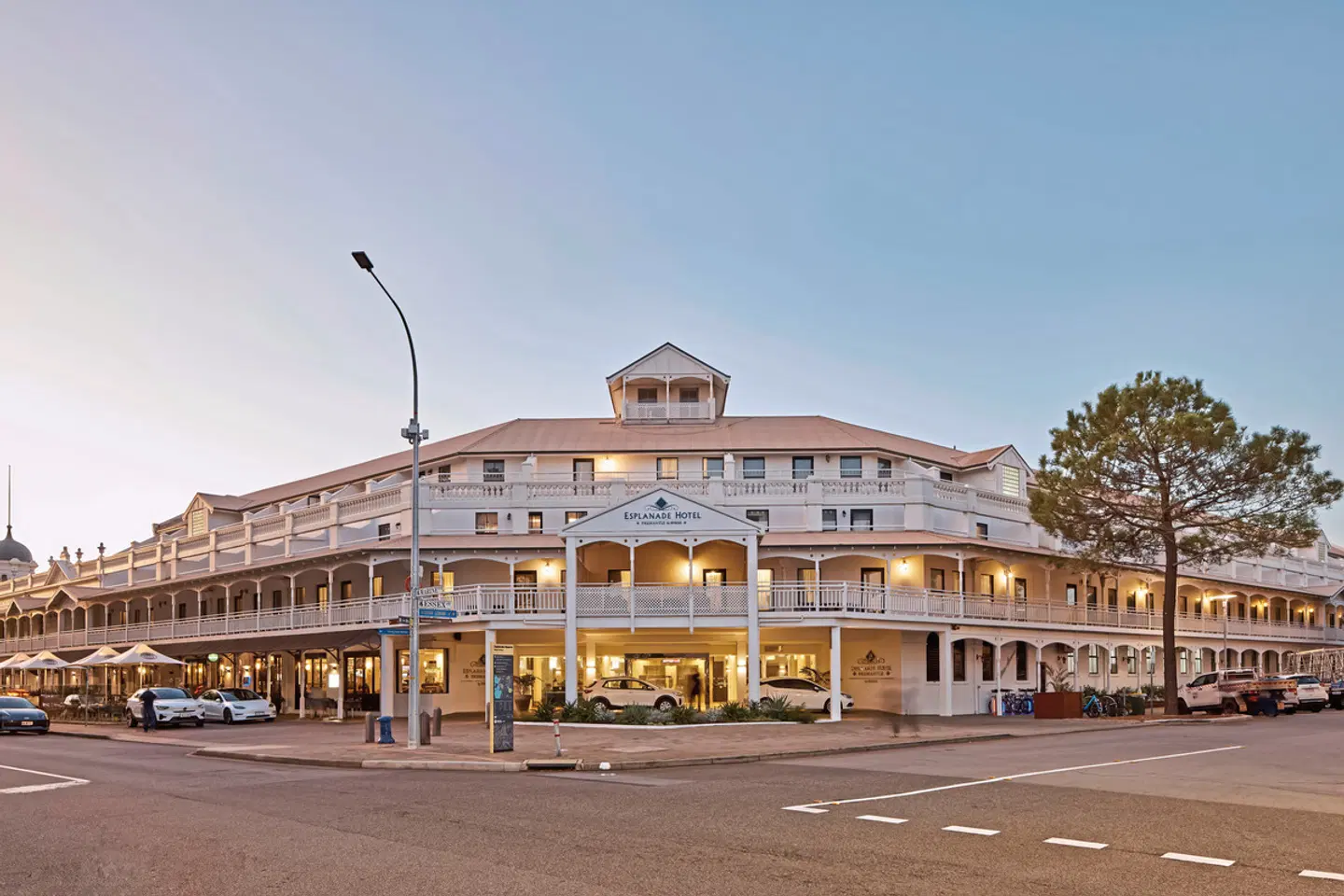 Esplanade Hotel Fremantle by Rydges EXTERIOR