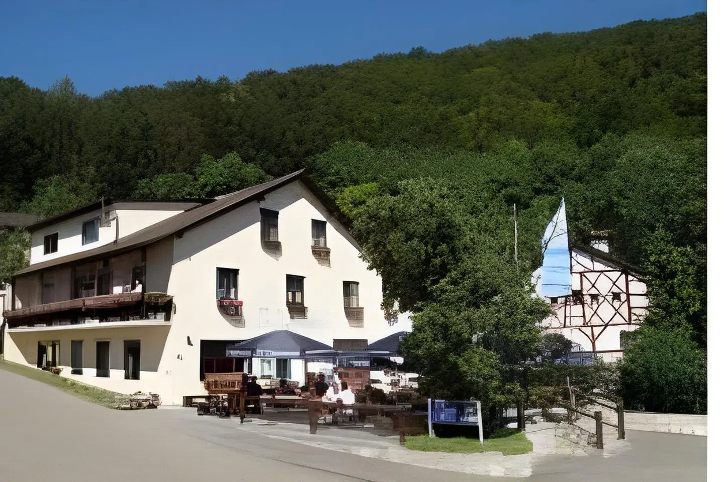 Zum Blauen Hecht EXTERIOR
