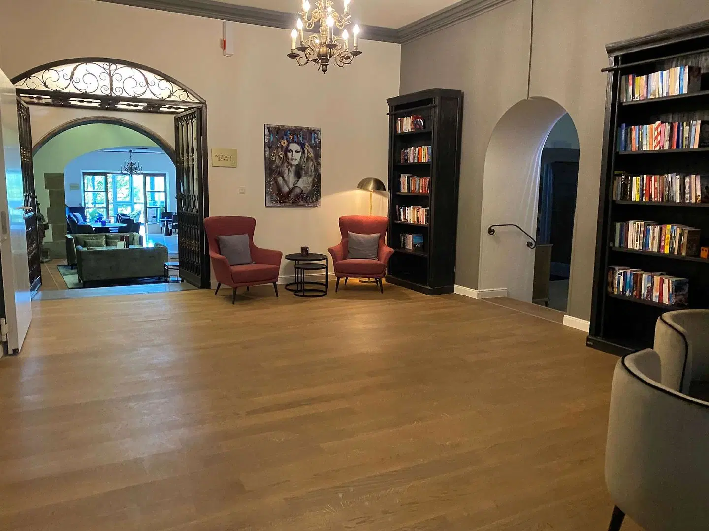 Hotel Eisenhut LOUNGE_LOBBY