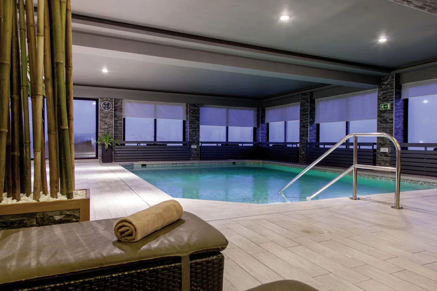 AX Victoria Hotel Hallenbad