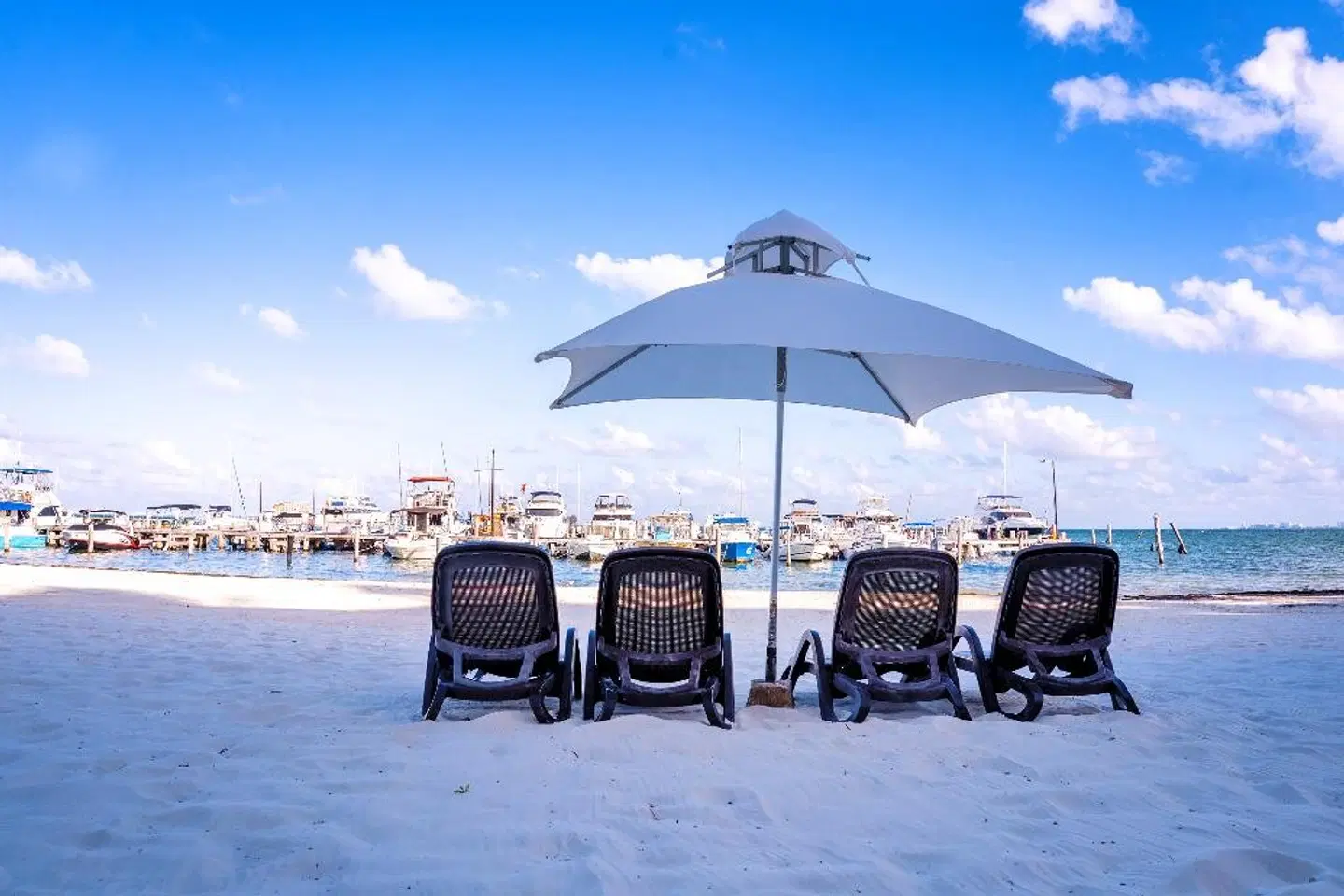 All Ritmo Cancun Resort & Water Park Strand
