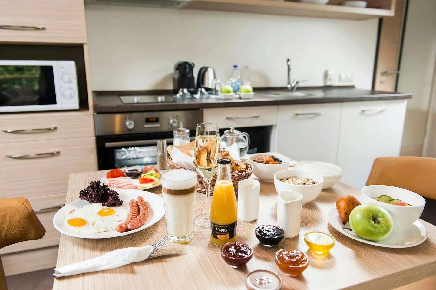 Bo33 Hotel Family & Suites Restaurant