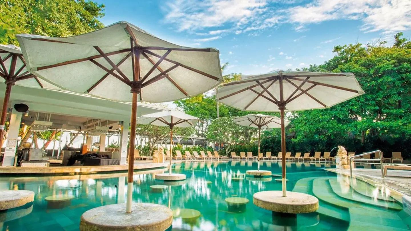 Bali Garden Beach Resort OUTDOOR_POOL