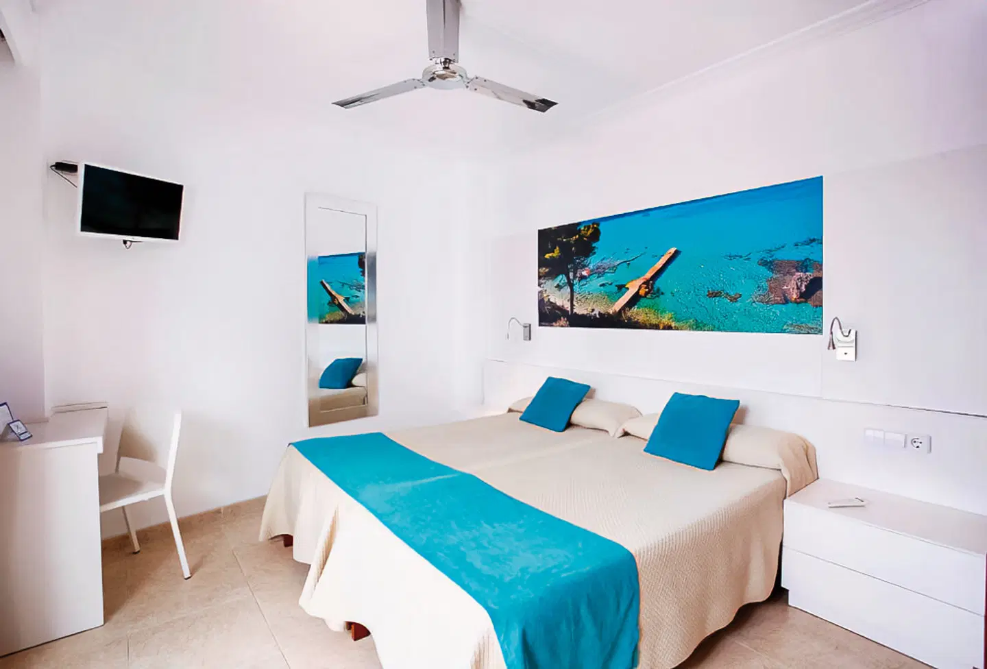 Kilimanjaro ROOM_EXAMPLE