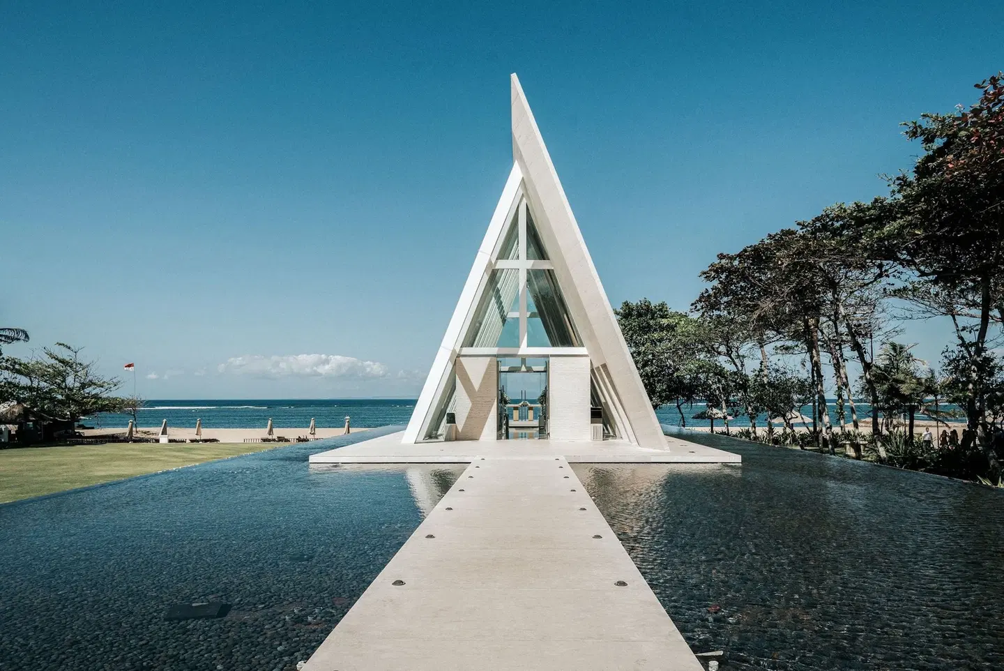 Conrad Bali Strand