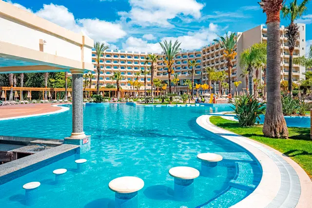 3HB Guaraná OUTDOOR_POOL