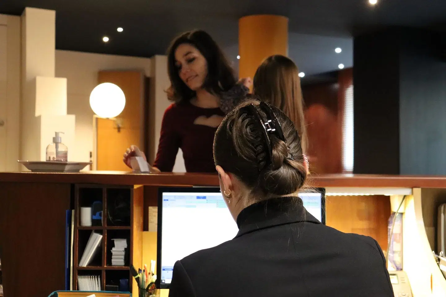 L Hotel Pergolèse Paris PEOPLE