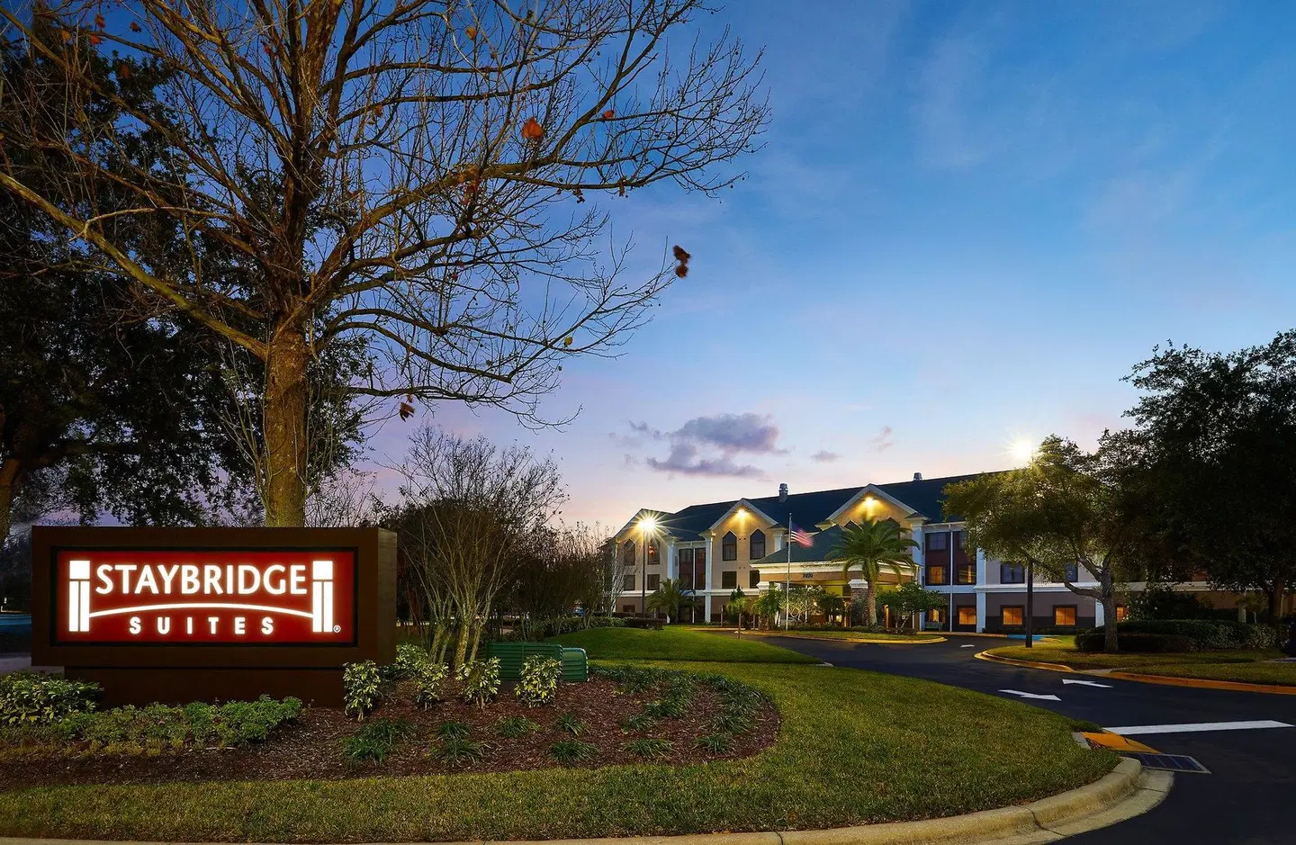 Staybridge Suites Orlando Airport South by IHG EXTERIOR