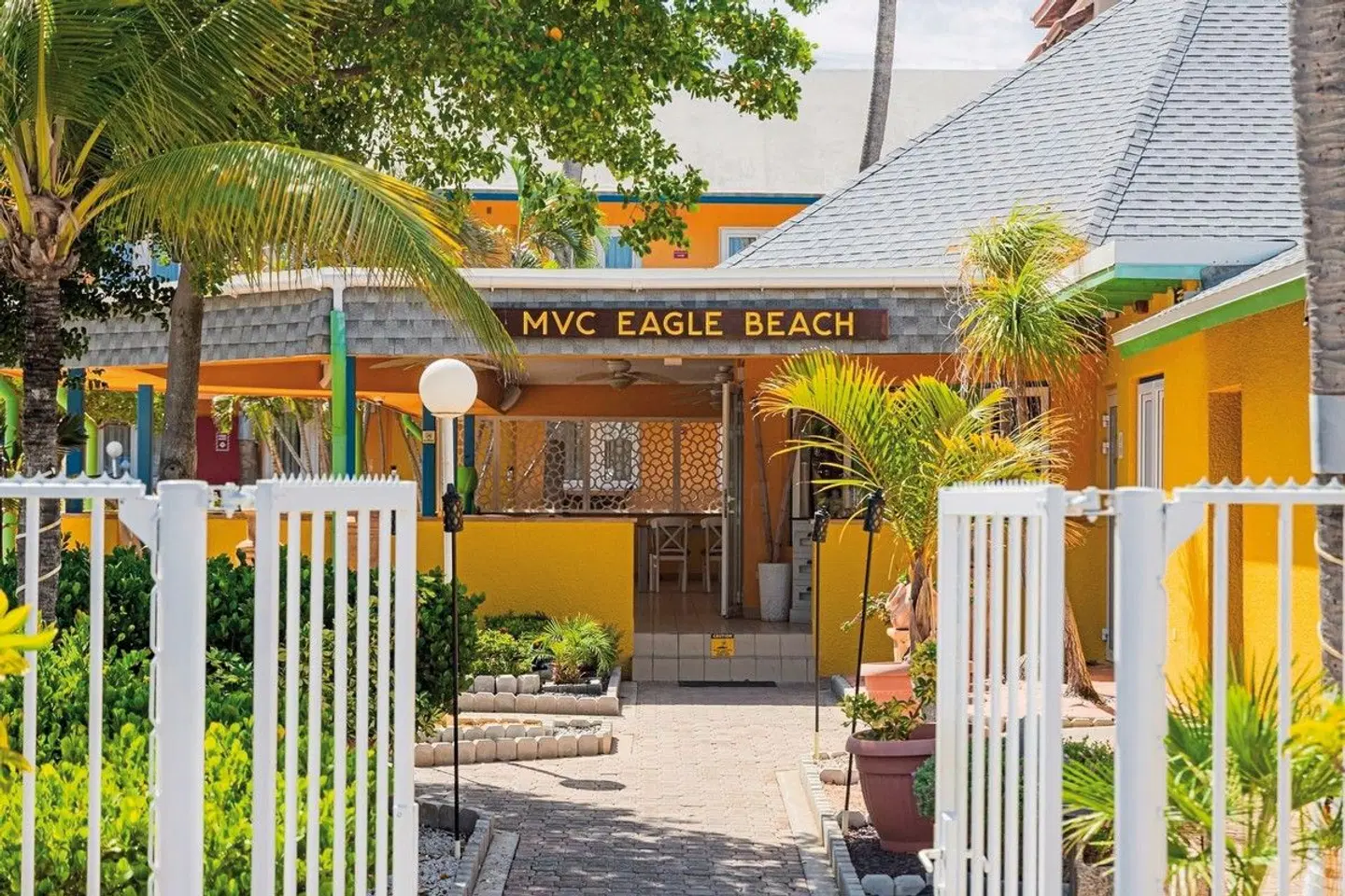 MVC Eagle Beach Resort Terrasse